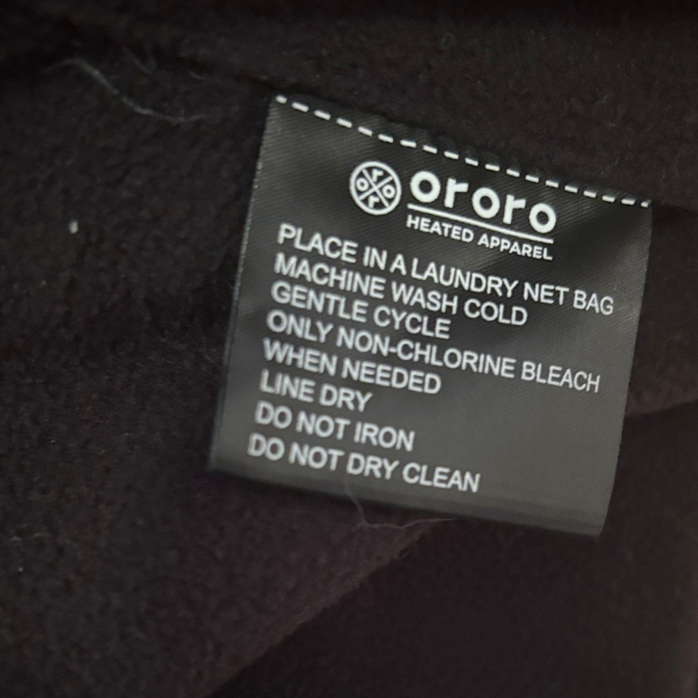 WOMEN'S HEATED FLEECE VEST 
Ororo Black Heated Vest with Battery - Picture 10 of 14